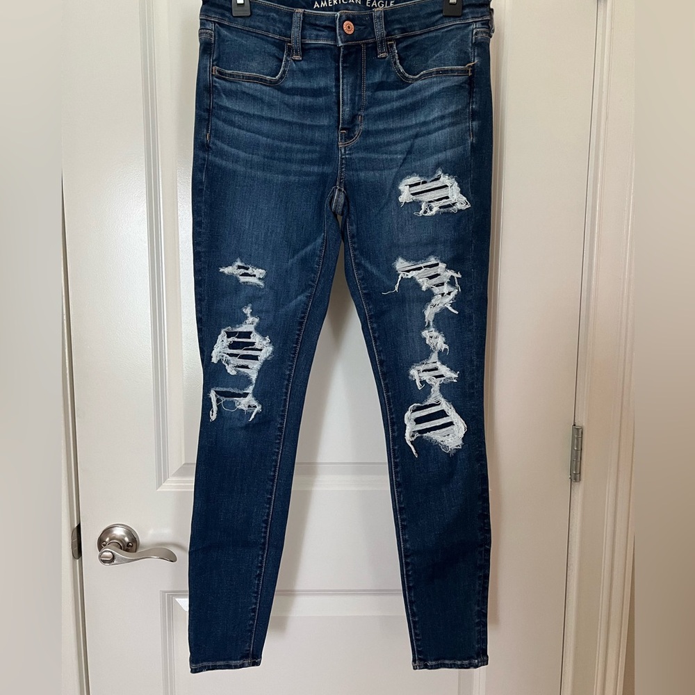 American Eagle Distressed Jegging - Next Level Stretch